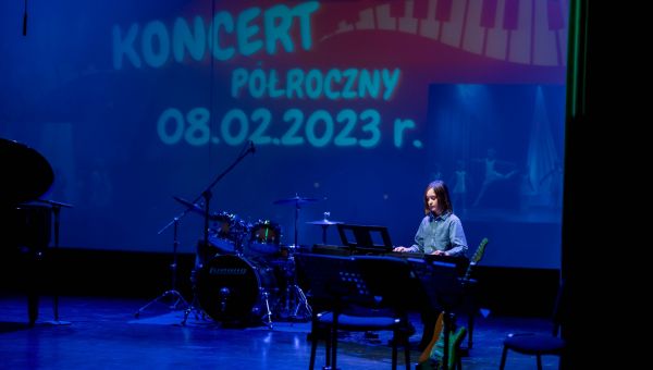 E.ART | NA KONCERCIE PÓŁROCZNYM